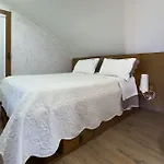 Dom wakacyjny Ecofurtado *